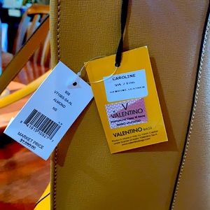 Brand new. Never used. Valentino tote, leather. Made in Italy original